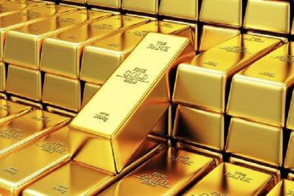 जूस की मशीन में छिपाकर दुबई से लाया गया करीब 2 करोड़ का सोना