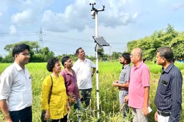 किसान बना आत्&zwj;मनिर्भर, अपने ही खेत में बनाया मिनी मौसम केंद्र, मिल रही सटीक जानकारी