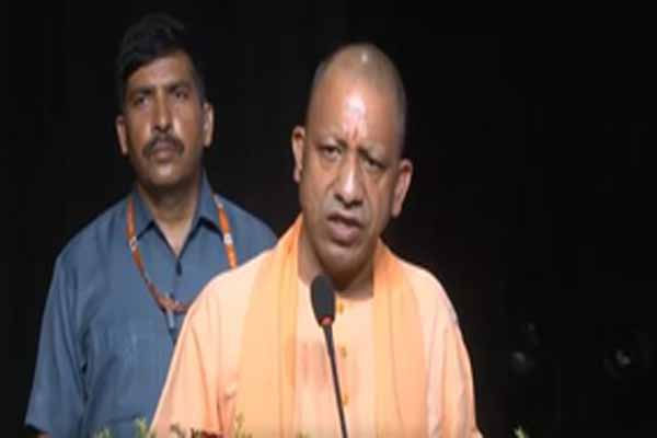 राहुल गांधी का लक्ष्य देश को गृहयुद्ध की ओर धकेलना है : सीएम योगी