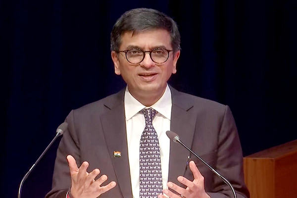 छुट्टियों में आखिर जज करते क्या हैं? CJI चंद्रचूड़ के जवाब में छिपा दर्द जान लीजिए