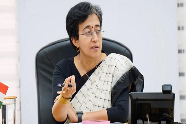 CM आतिशी ने किया ऐलान: दिल्ली में 3220 नए वकीलों को मिलेगा 10 लाख का टर्म इंश्योरेंस