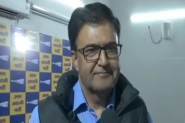 दिल्ली बार काउंसिल के वाइस चेयरमैन पद से हटाने के बाद AAP के संजीव नासियार का BJP पर  हमला, कहा- &lsquo;मैं जांच से डरने वाला नहीं&rsquo;