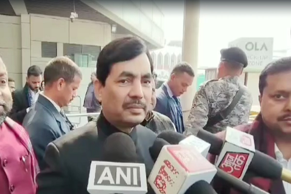 &lsquo;लालू यादव की घटिया सोच&hellip;&rsquo; राजद सुप्रीमो पर भड़के शाहनवाज हुसैन, कांग्रेस को बताया हुई डूबती नाव