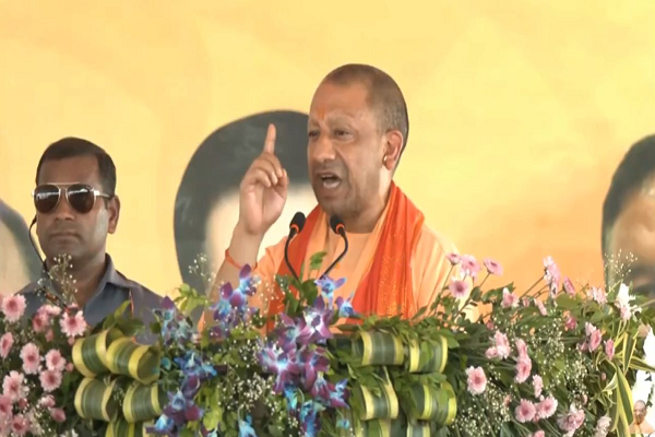 सीएम योगी का अयोध्या दौरा आज : पंच नारायण महायज्ञ में होंगे शामिल, मंदिर परिसर के निर्माण कार्यों का करेंगे निरीक्षण