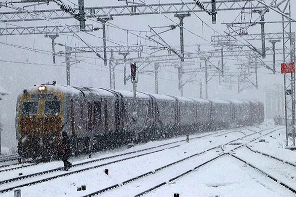 कश्मीर तक ट्रेन का रास्ता साफ, कटड़ा से बडगाम तक ट्रायल सफल