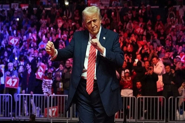  डोनाल्ड ट्रंप आज लेंगे अमेरिका के राष्ट्रपति पद की शपथ