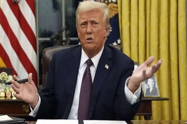 ट्रंप सरकार का बड़ा फैसला, DEI स्टॉफ को पेड लीव पर भेजा; नौकरी से निकालने की तैयारी