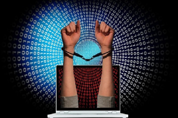 बुजुर्ग से 8.56 लाख रुपये ठगने के आरोप में 11 साइबर ठग गिरफ्तार