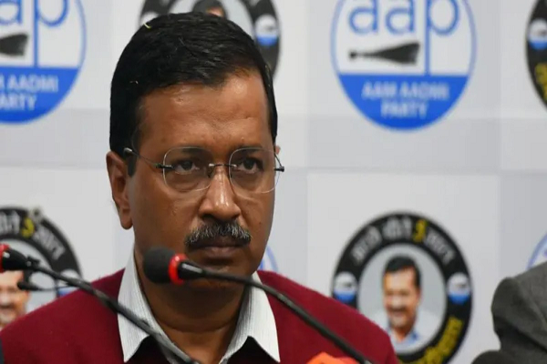 &hellip;.जब चिड़ियां चुग गई खेत: दिल्ली में मिली हार के बाद &lsquo;आप&rsquo; की राष्ट्रीय इकाई में मची भगदड़!, पार्टी को एकजुट रखने अरविंद केजरीवाल कर रहे बैठक पर बैठक, आज पंजाब विधायकों के साथ मीटिंग