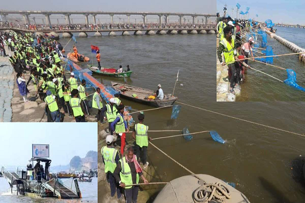 महाकुंभ में स्वच्छता का रिकॉर्ड : 300 स्वच्छता कर्मियों एक साथ की सफाई, नदियों और पर्यावरण के संरक्षण का दिया संदेश