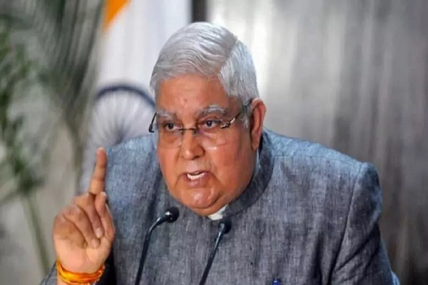 'CBI निदेशक के सिलेक्शन में मुख्य न्यायाधीश कैसे शामिल हो सकते', उपराष्ट्रपति ने उठाया बड़ा सवाल