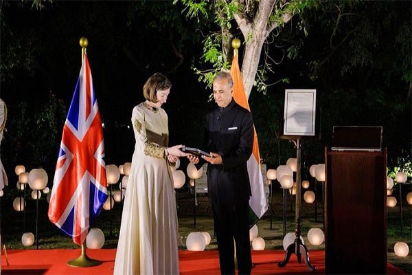 सुनील भारती मित्तल मानद नाइटहुड से सम्मानित