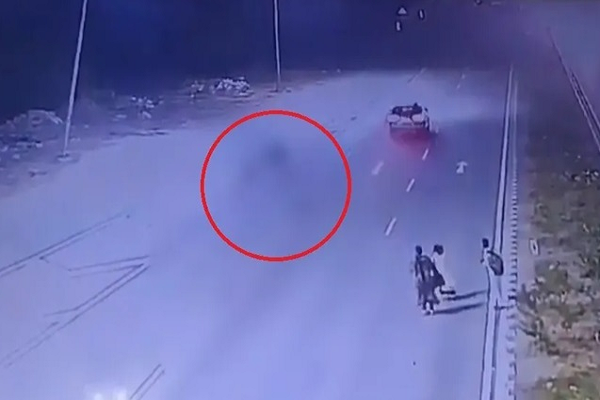 तेज रफ्तार कार ने महिला को मारी टक्कर,मौत