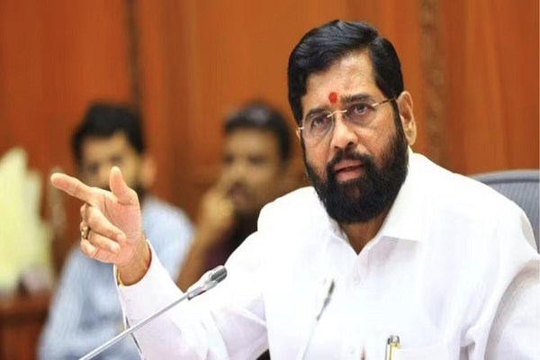 औरंगजेब की प्रशंसा करने वाले 'देशद्रोही' हैं : एकनाथ शिंदे