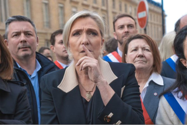 फ्रांस में दक्षिणपंथी नेता मरीन ले पेन गबन मामले में दोषी करार