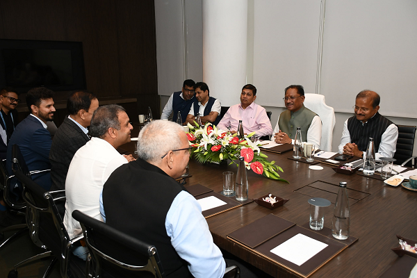  श्री दिलीप पारिक ने छत्तीसगढ़ के मुख्यमंत्री श्री विष्णुदेव साय से सौजन्य मुलाक़ात की।