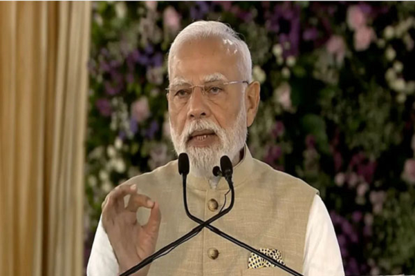 स्वदेशी के मंत्र को बनाना होगा आत्मनिर्भर भारत का आधार : मोदी