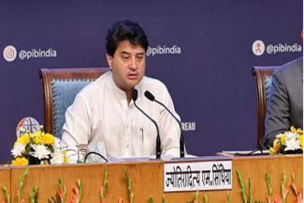 संचार क्षेत्र में भारत अग्रणी देशों में से एक बना: सिंधिया