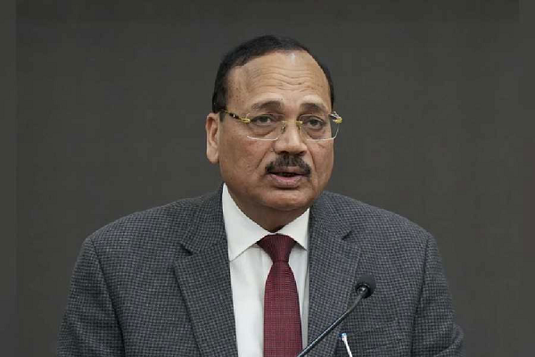 न्यायमूर्ति सूर्यकांत होंगे अगले मुख्य न्यायाधीश, केंद्र ने प्रक्रिया शुरू की