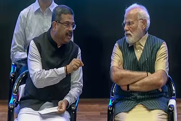 धर्मेंद्र प्रधान के इस्तीफे पर कैसे बदल गई मोदी सरकार की सोच, ये है अंदर की कहानी