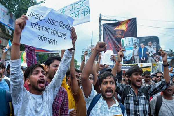 रांची प्रोटेस्ट पर हेमंत सोरेन बोले, सरकार संवेदनशील है, छात्रों की सुनती है