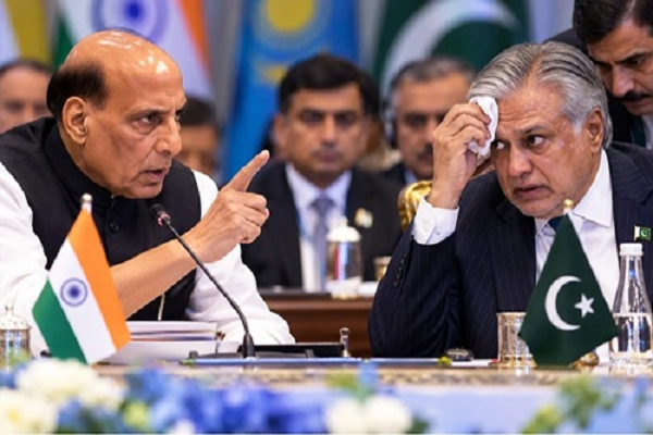 पाक विदेश मंत्री के सामने राजनाथ सिंह ने साफ कह दिया, 'आतंकवाद के पूरे नेटवर्क को निशाना बनाएंगे