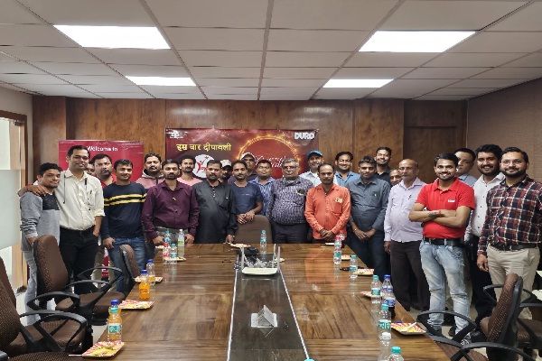  ड्यूरोप्लाई ने "ड्यूरो एडवांटेज-09 लेयर्स ऑफ प्रोटेक्&zwj;शन" की अपार सफलता का जश्न अपने सहयोगियों और कर्मचारियों के साथ मनाया