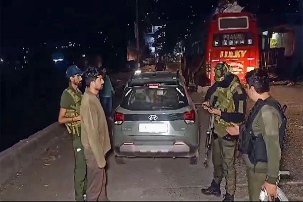 पुंछ आतंकी हमला: सुरक्षाबलों ने 6 लोगों को हिरासत में लिया