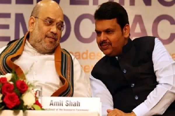 देवेंद्र फडणवीस का इस्तीफा नामंजूर