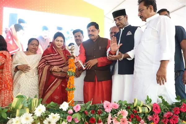 प्रदेश में सर्वसुविधायुक्त 369 सीएम राइज स्कूलों का संचालन आरंभ : मुख्यमंत्री