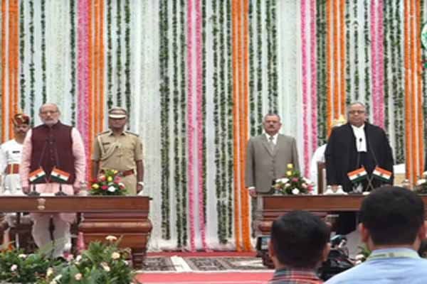 जस्टिस बीआर षाड़ंगी झारखंड हाईकोर्ट के 15वें चीफ जस्टिस हैं।