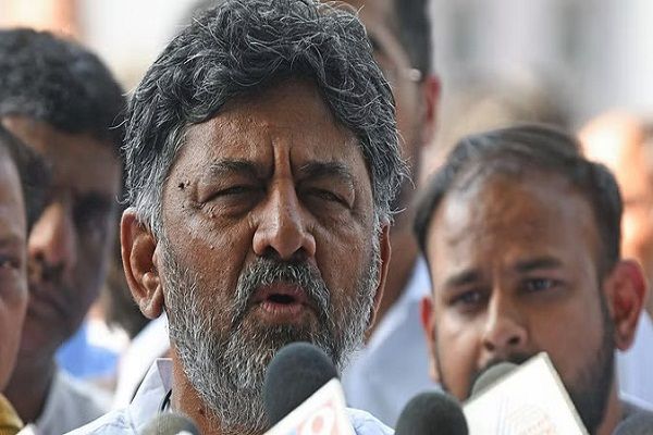 सुप्रीम कोर्ट ने कर्नाटक के उपमुख्यमंत्री डीके शिवकुमार को झटका दिया