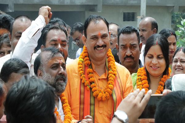  रामानुजगंज   नगर पंचायत अध्यक्ष और बाबा बैजनाथ धाम कांवरिया सेवा समिति के संयोजक रमन अग्रवाल