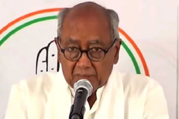 कोरोना से संक्रमित हुए दिग्विजय सिंह