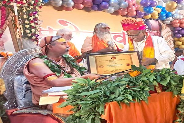 शंकराचार्य के गौ प्रतिष्ठा आंदोलन में सहयोग करेगा सिंधी समाज