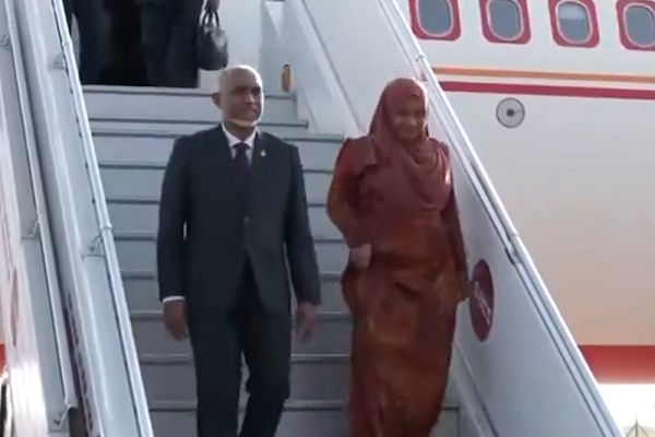 मालदीव के राष्ट्रपति मुइज्जू पहुंचे भारत, पीएम मोदी से करेंगे मुलाकात