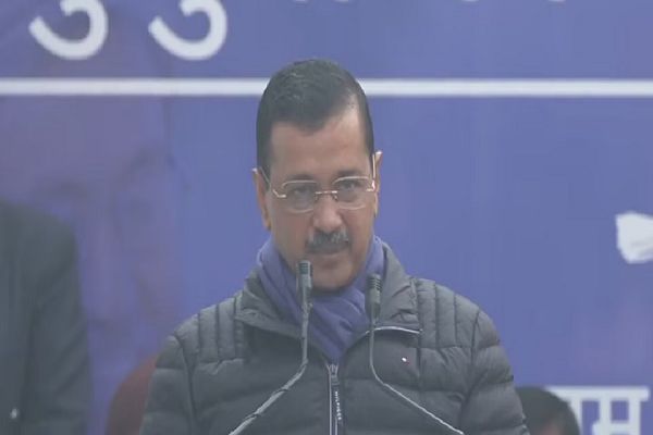 चुनाव से पहले अरविंद केजरीवाल का दिल्ली के बुजुर्गों के लिए बड़ा ऐलान, कहा- &lsquo;संजीवनी स्कीम&rsquo; से बुजुर्गों को फ्री में मिलेगा इलाज