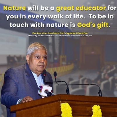 उपराष्ट्रपति ने कहा- यदि संसद संवाद और बहस का केंद्र नहीं रहेगी, तो यह अप्रासंगिक हो जाएगी