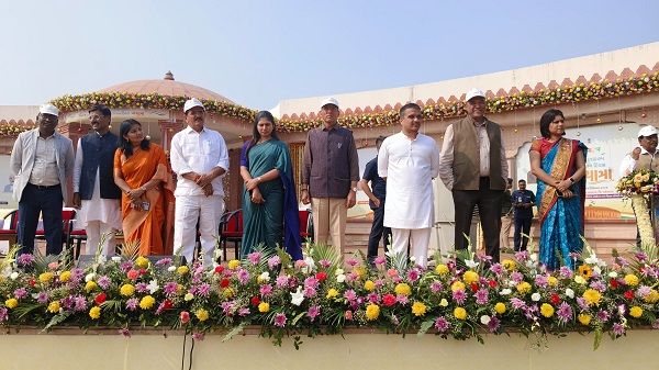 पीएम के गृहनगर वडनगर में निकाली गई सुशासन पदयात्रा