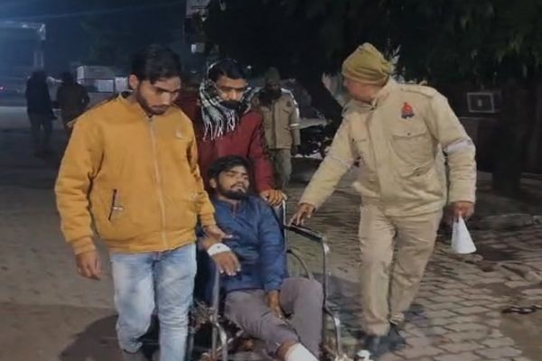 बदमाशों के खिलाफ पुलिस का एक्शन जारी ! लखनऊ के बाद बहराइच में एनकाउंटर, लूट के आरोपी के पैर में लगी गोली