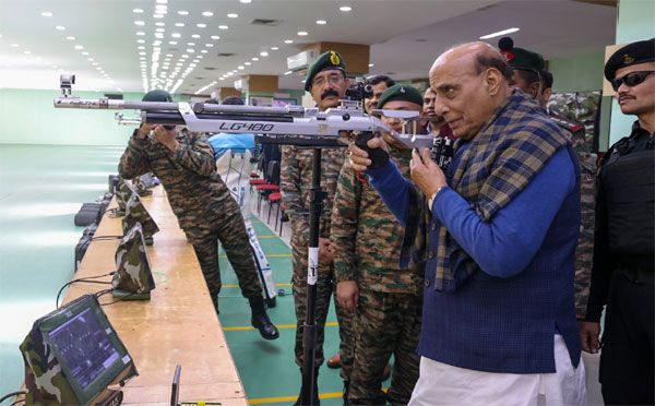 अत्याधुनिक प्रौद्योगिकी में महारत हासिल करना बेहद जरूरी : राजनाथ