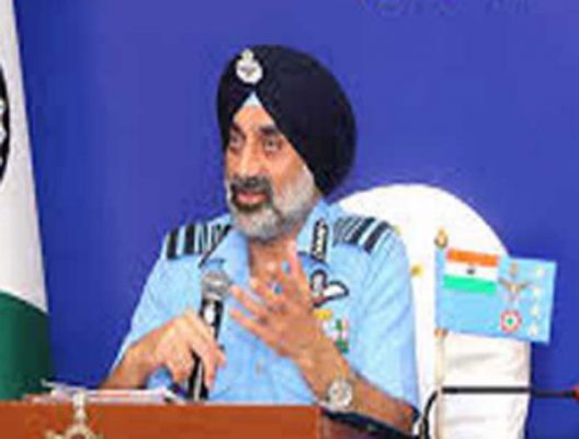 वायु सेना प्रमुख ने वायु सैनिकों का बढ़ाया हौसला