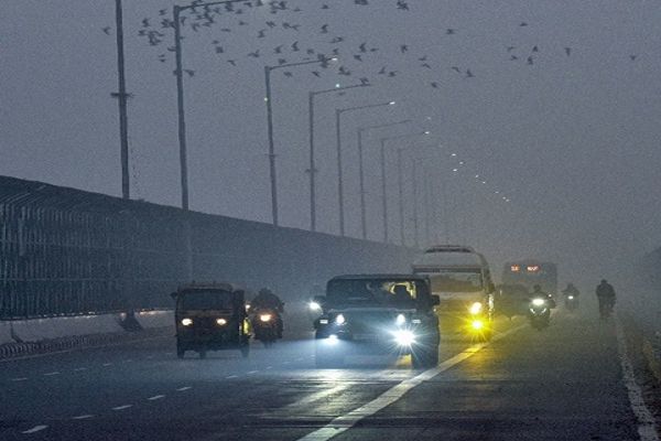 बारिश, बर्फबारी और बिजली गिरने की चेतावनी