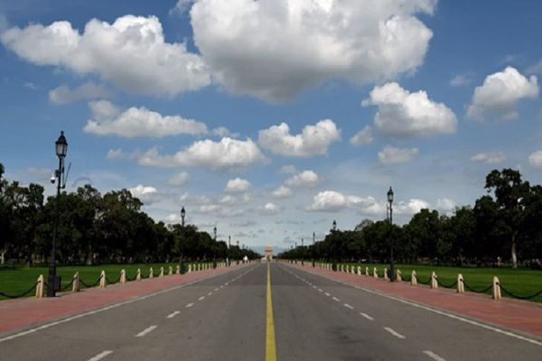 दिल्ली में न्यूनतम तापमान 9.8 डिग्री सेल्सियस दर्ज