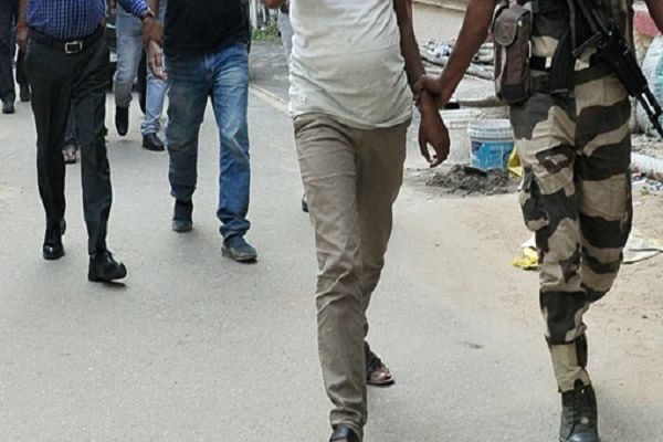 मसाज पार्लर पर हमला, 14 आरोपी गिरफ्तार