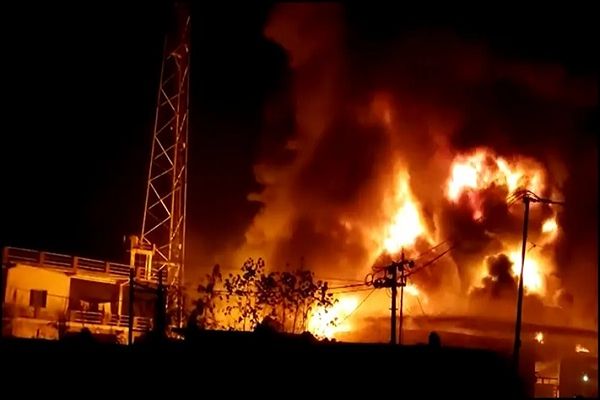 हरिद्वार केमिकल फैक्ट्री में भीषण आग, कई मजदूर फंसे