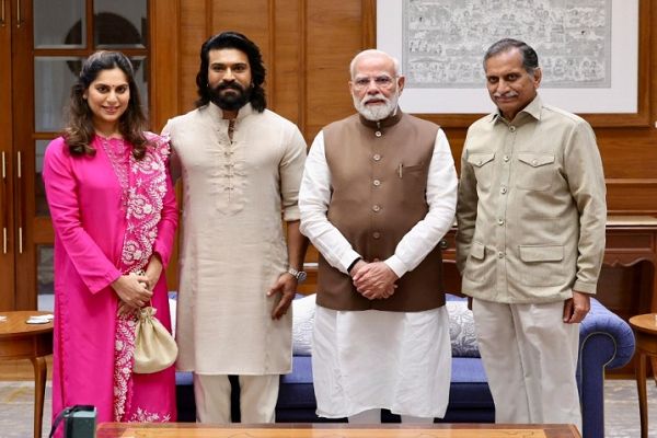 पीएम मोदी ने राम चरण, उपासना और अनिल गरु को दी बधाई