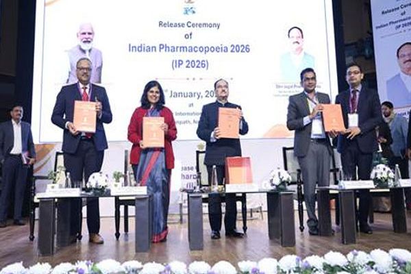 जेपी नड्डा ने भारतीय फार्माकोपिया के 10 वें संस्करण का किया विमोचन