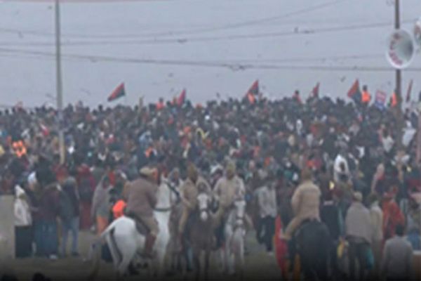 प्रयागराज में माघ मेला-2026 का शुभारंभ, स्नान पर्व में उमड़ा श्रद्धालुओं का सैलाब