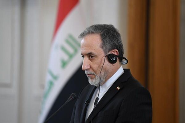 अमेरिकी कार्रवाइयों से शांति वार्ता की निरंतरता पर खतरा : अराघची